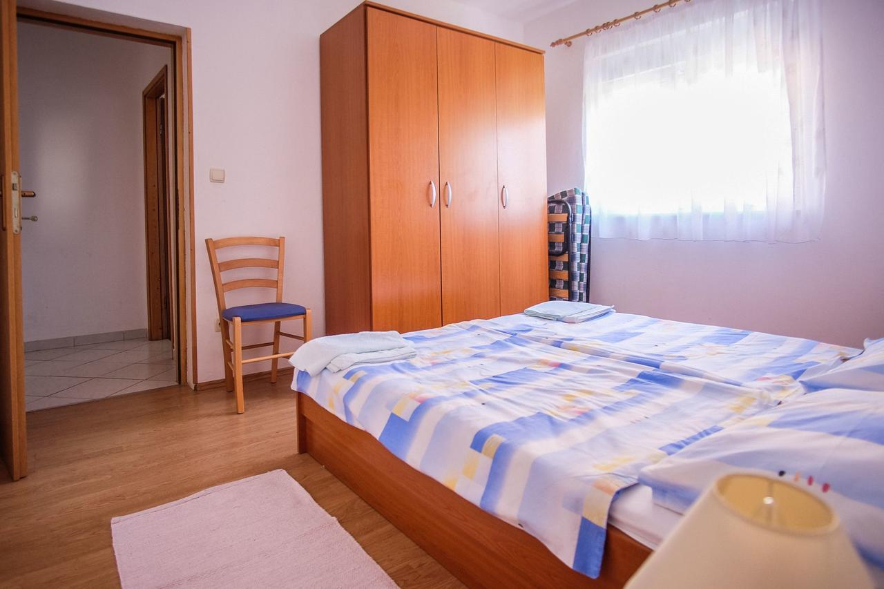 Apartments Jasmin Barbat na Rabu Exterior photo