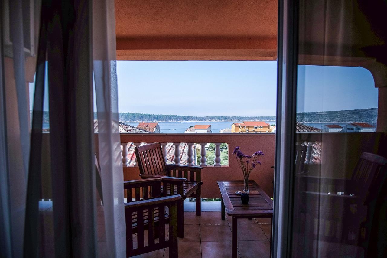 Apartments Jasmin Barbat na Rabu Exterior photo