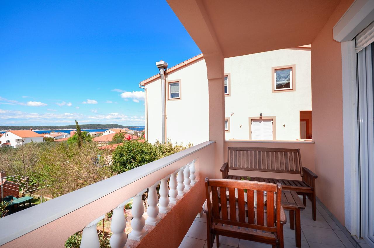 Apartments Jasmin Barbat na Rabu Exterior photo